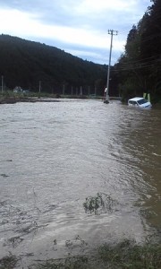 1021_01 台風15号翌日